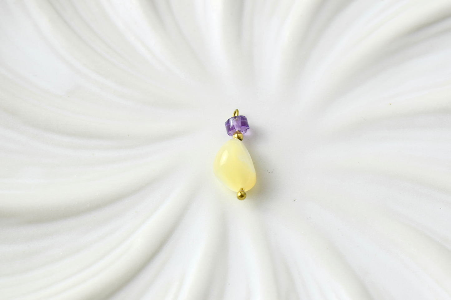White & Purple Pearl Drop Gold