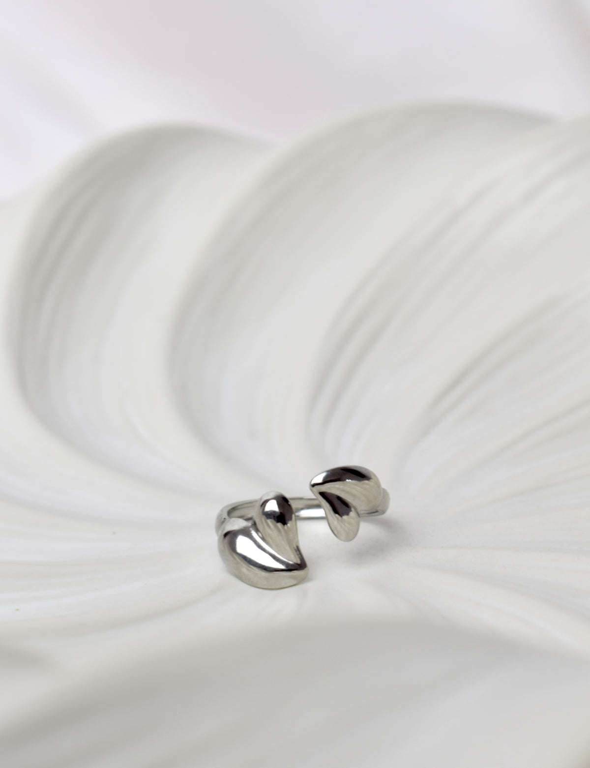 The Wrap Heart Ring Silver