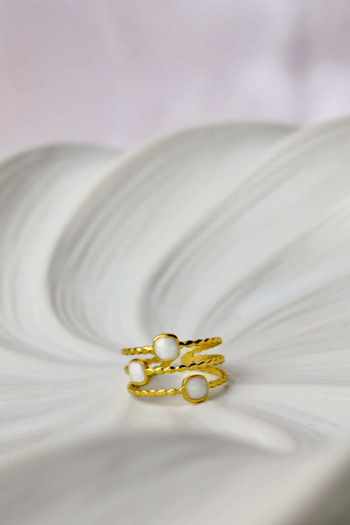 Amara Ring