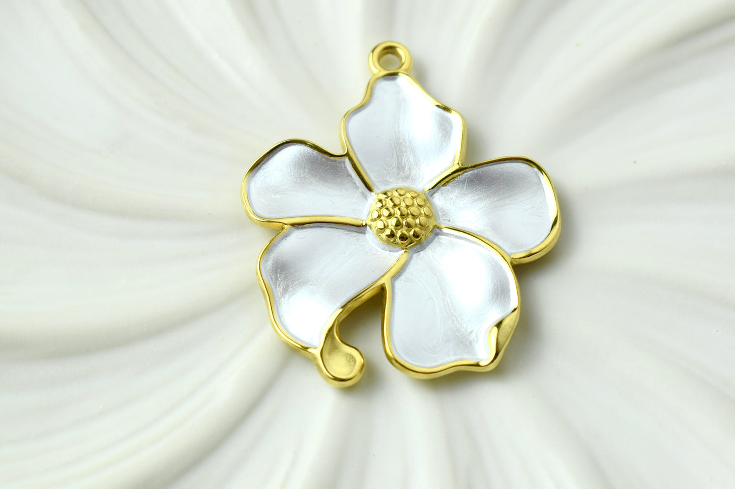 Large White Flower Gold