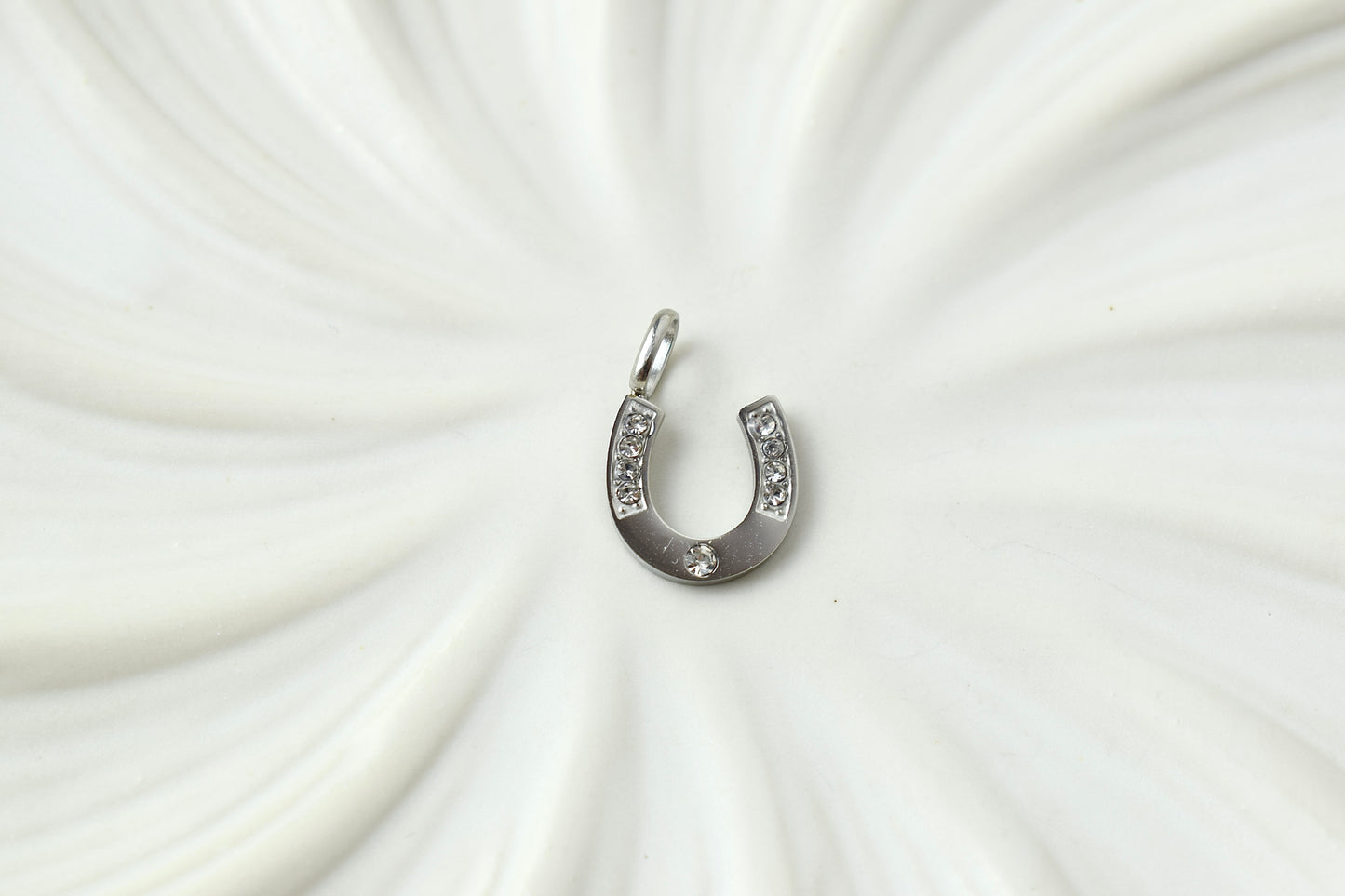 Silver Horseshoe Charm