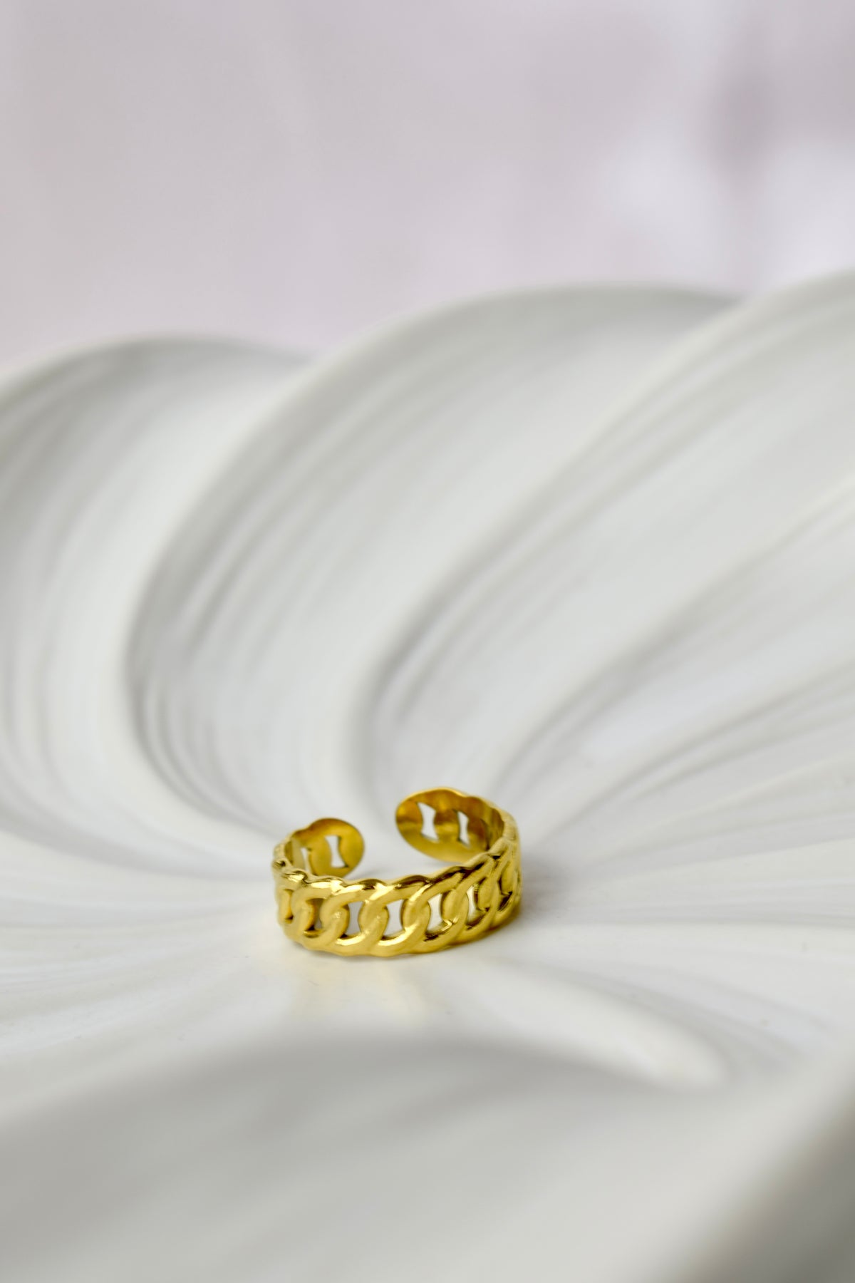 Lola Ring Gold