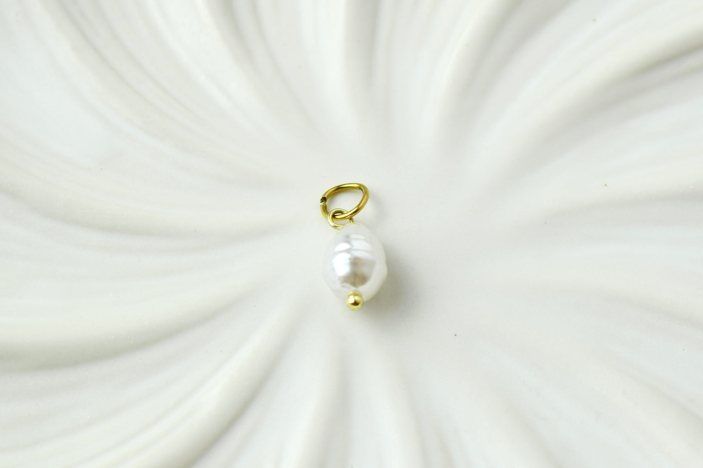 Pearls Gold