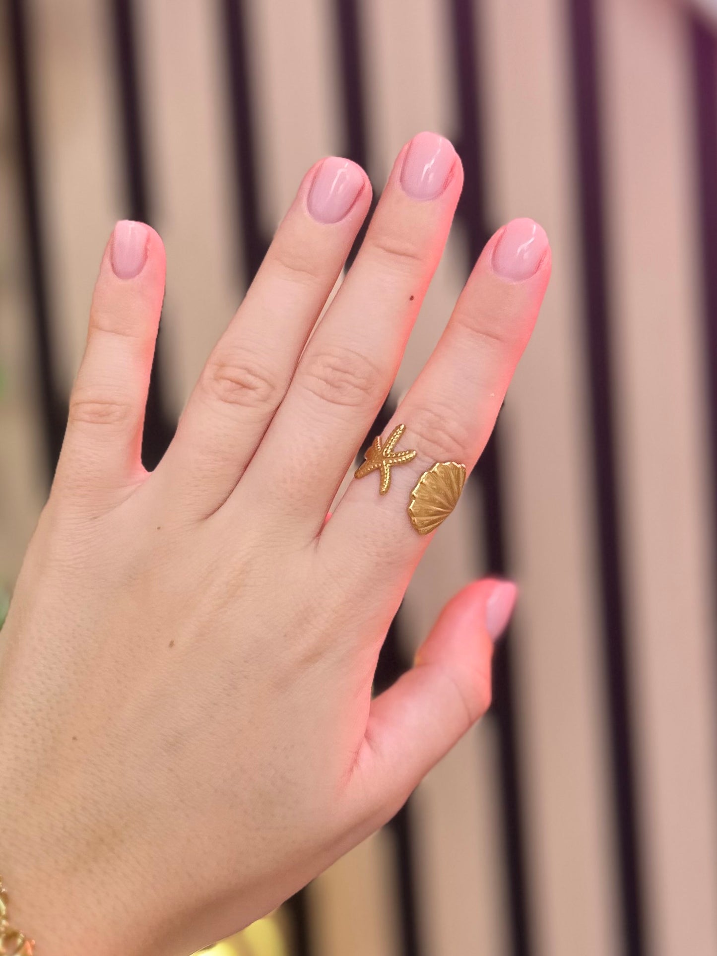 Ocean Treasure Ring Gold
