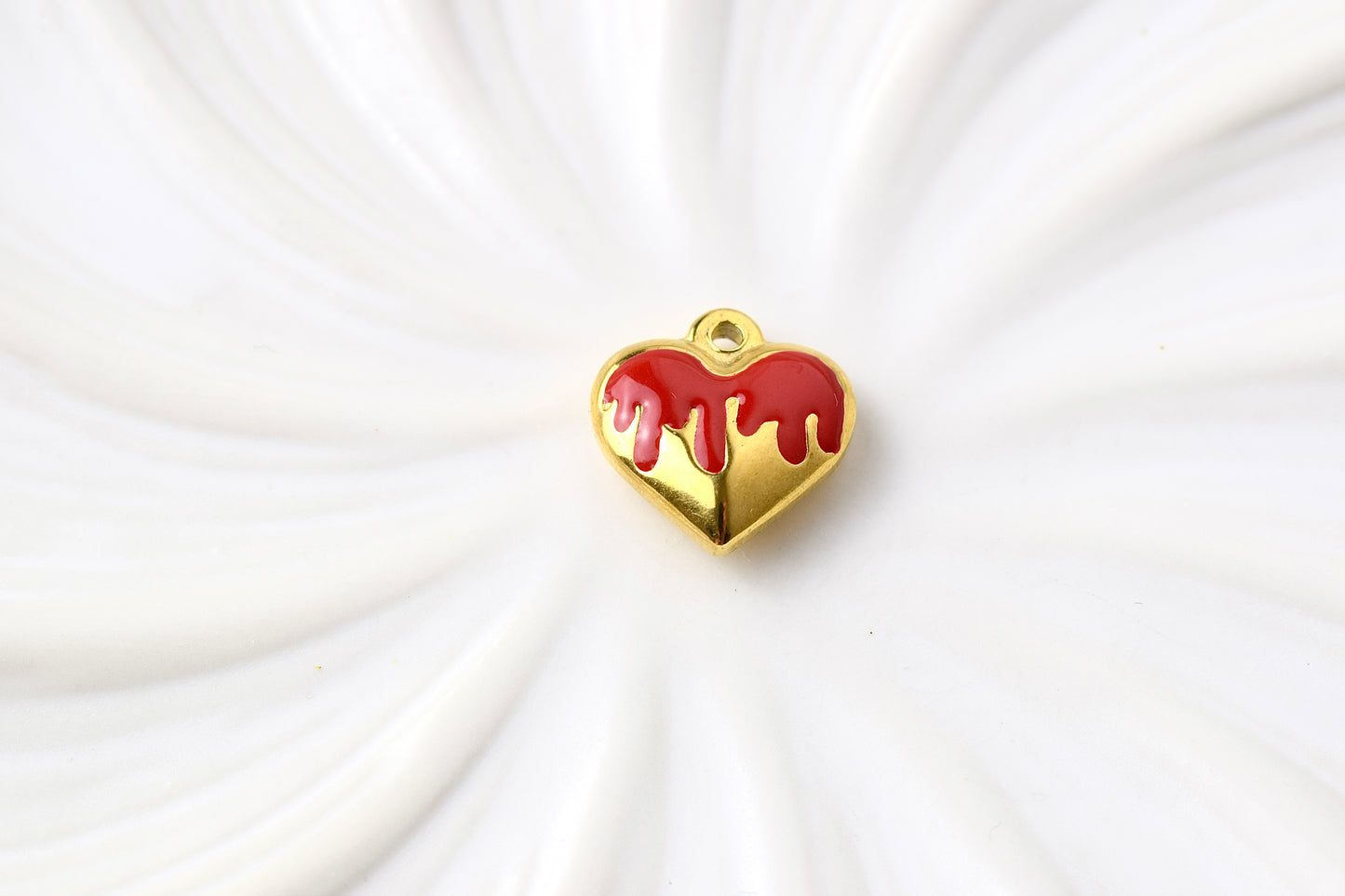 Enamel Heart Gold