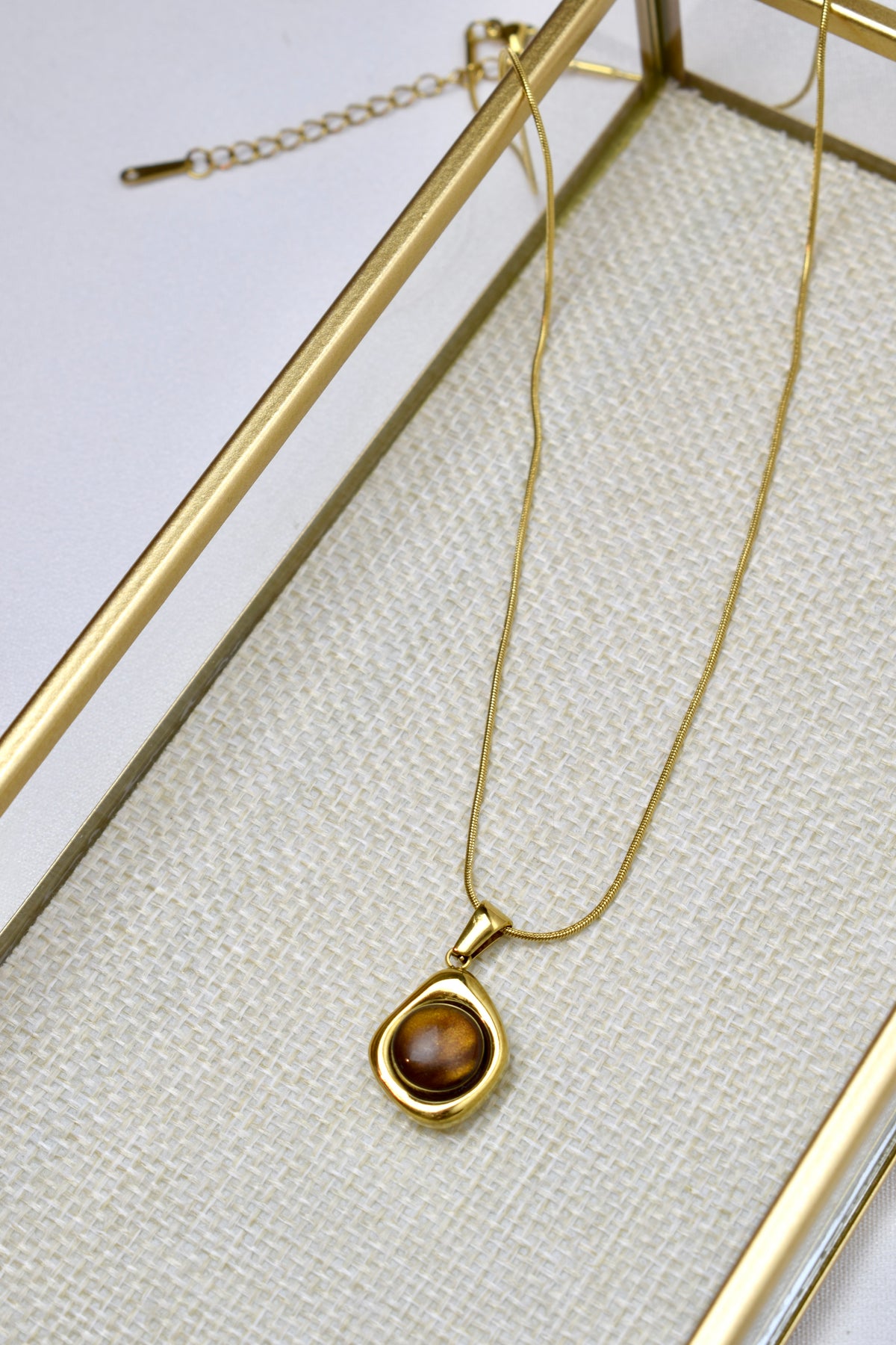 Amber Aura Necklace Gold