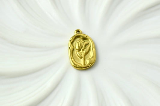 Rose Pendant Gold