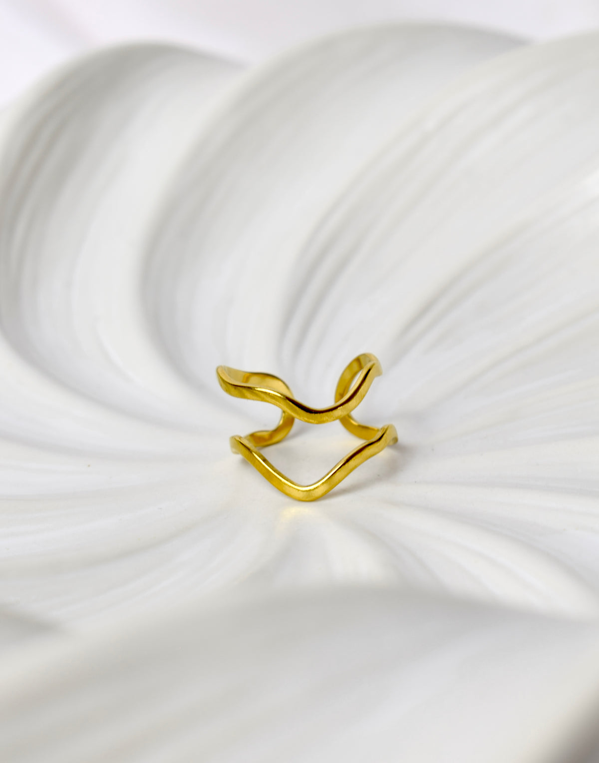 Wave Ring Gold