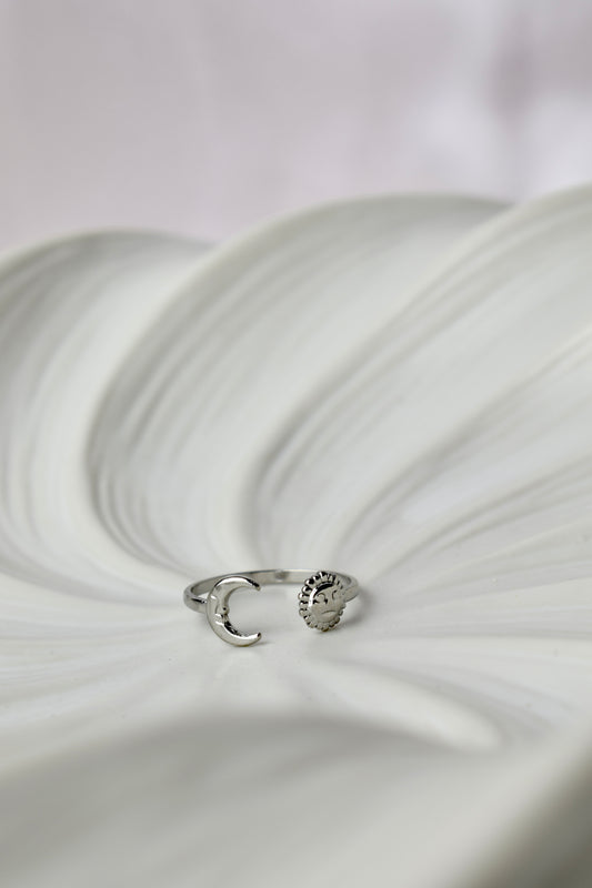 Golden Eclipse Ring Silver
