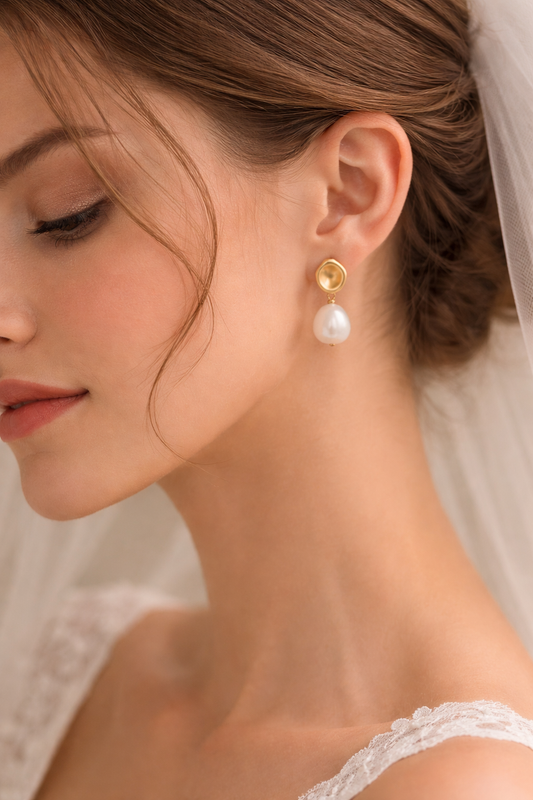 The Isabella Earrings Gold