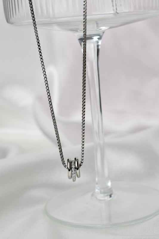 Amara Necklace Silver