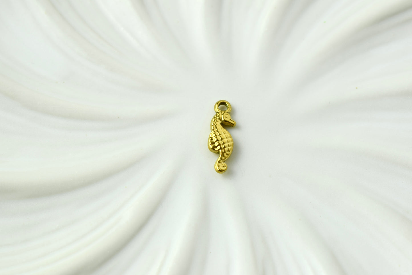 Small Sea Animals Gold