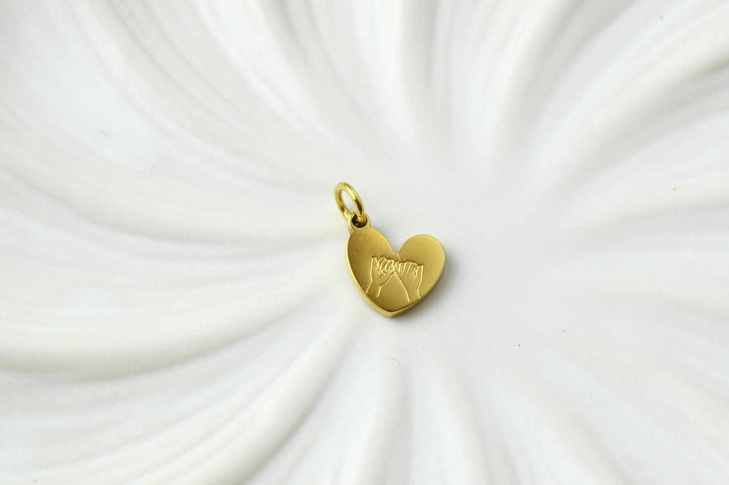 Engraved Hearts Gold