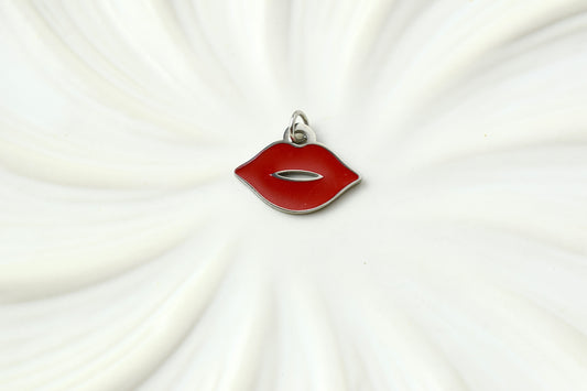 Red Lips Silver