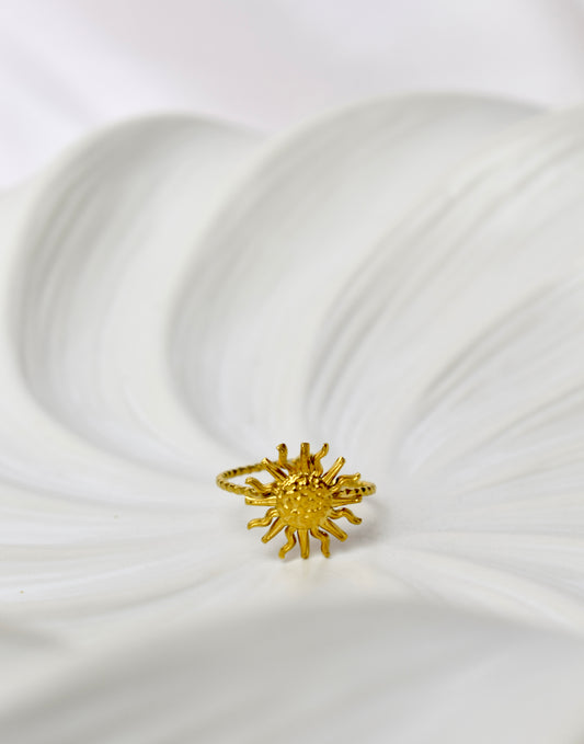 Solstice Ring Gold