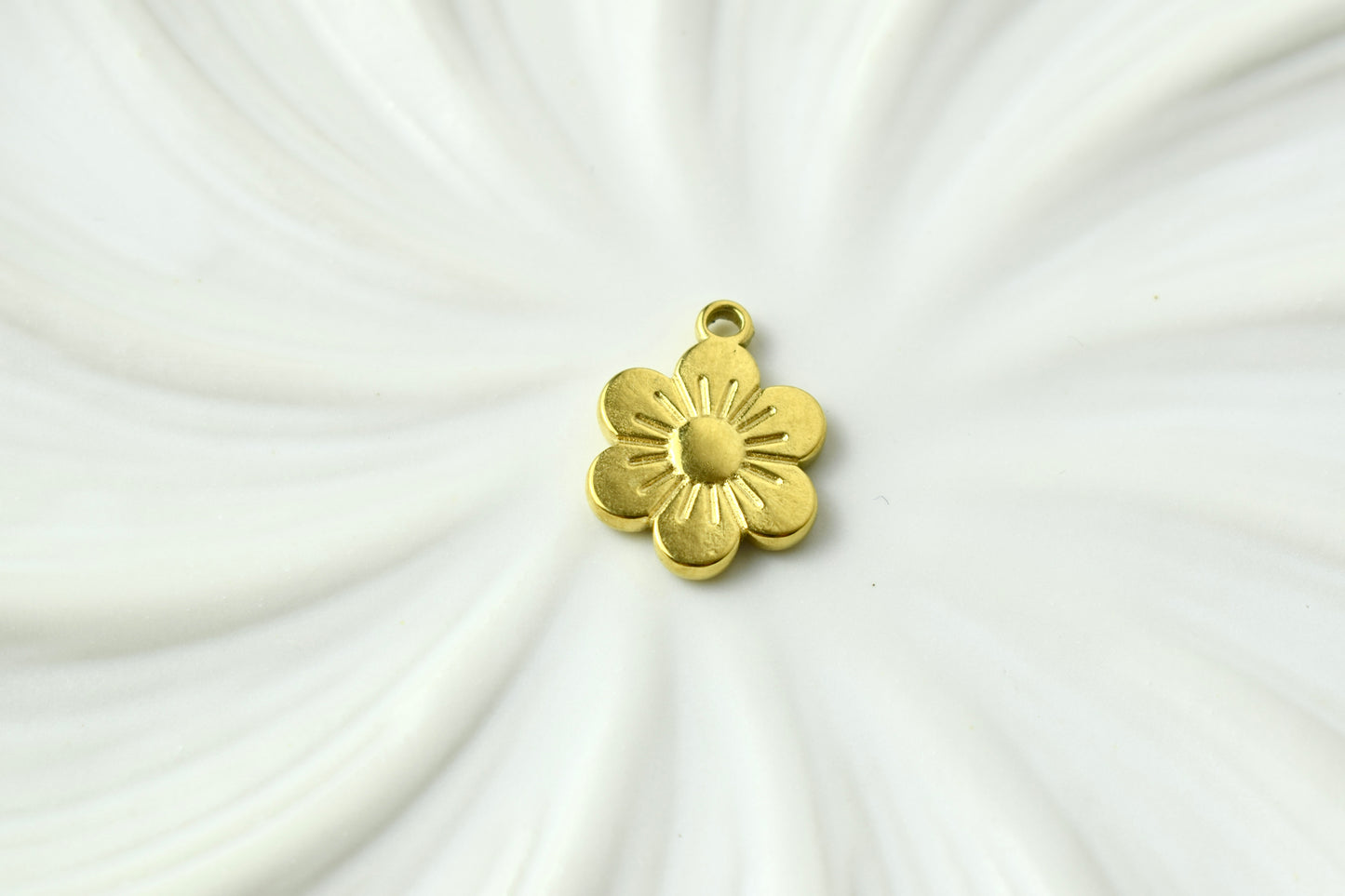 Plain Gold Flower