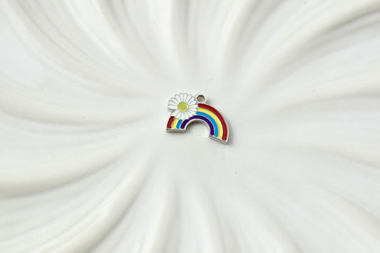 Silver Rainbow with Daisy