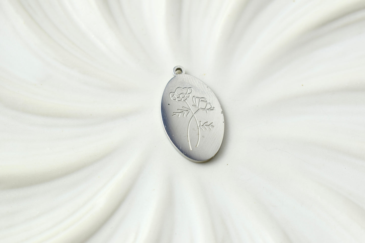 Flat Flower Silver