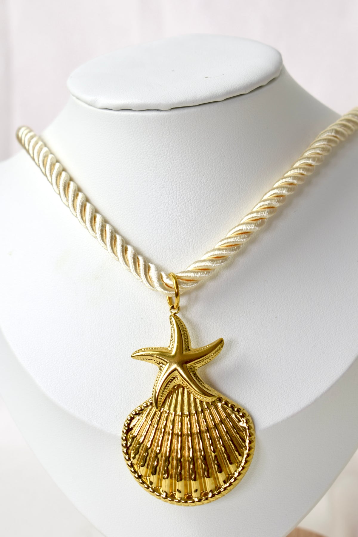 Seashell Star Necklace
