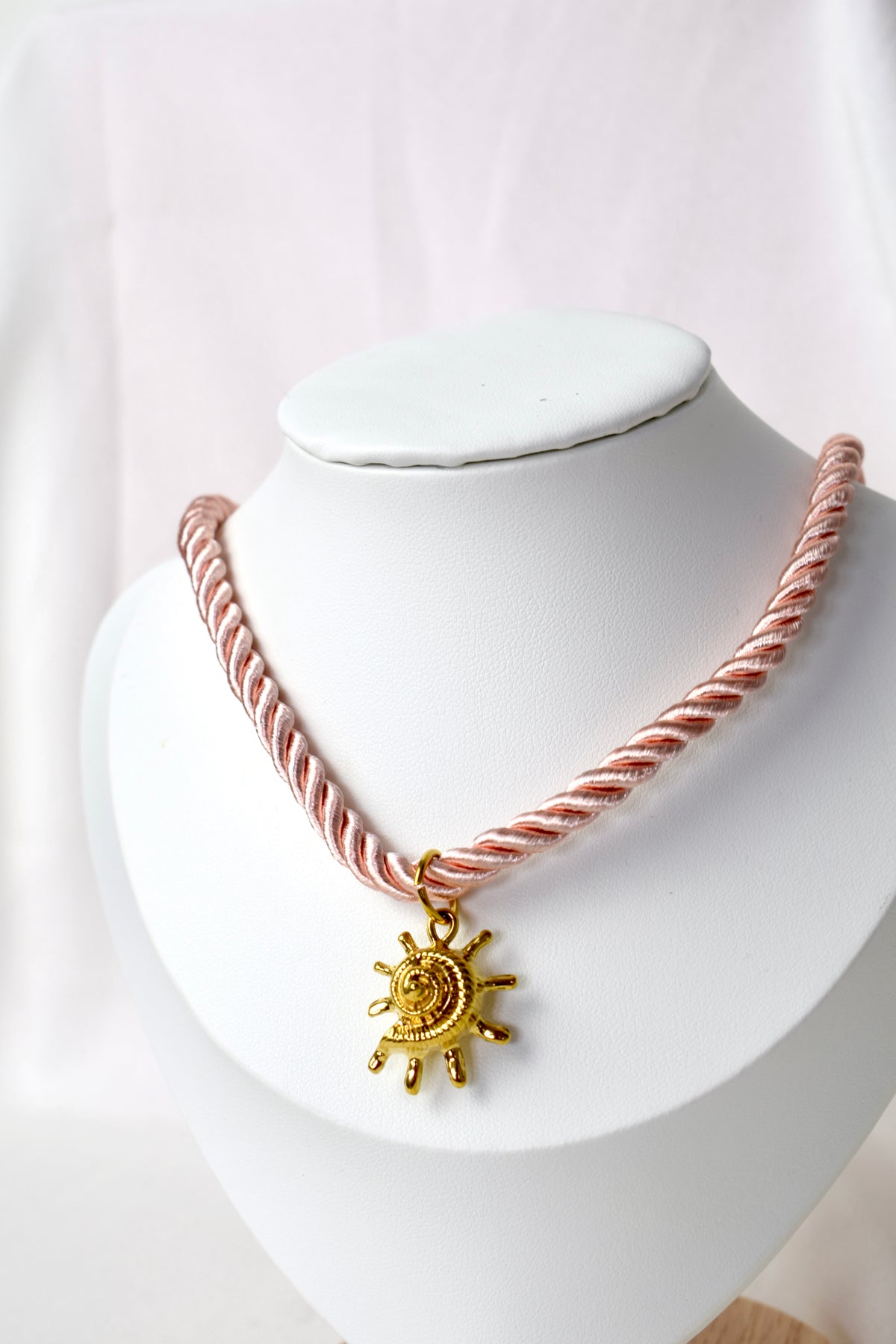 Solara Shell Necklace