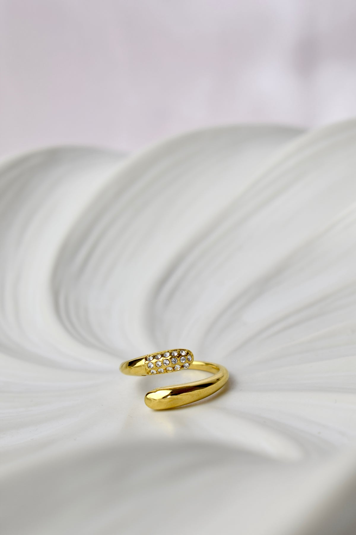 Astra Ring Gold