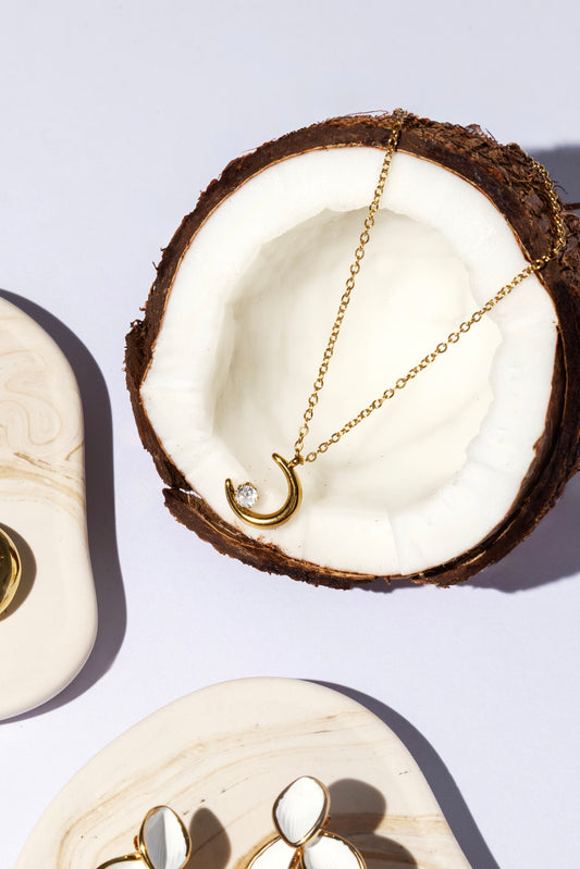 Luna Necklace Gold