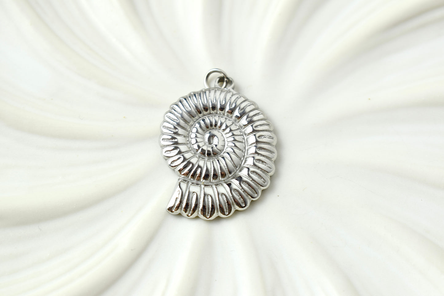 Shells Silver