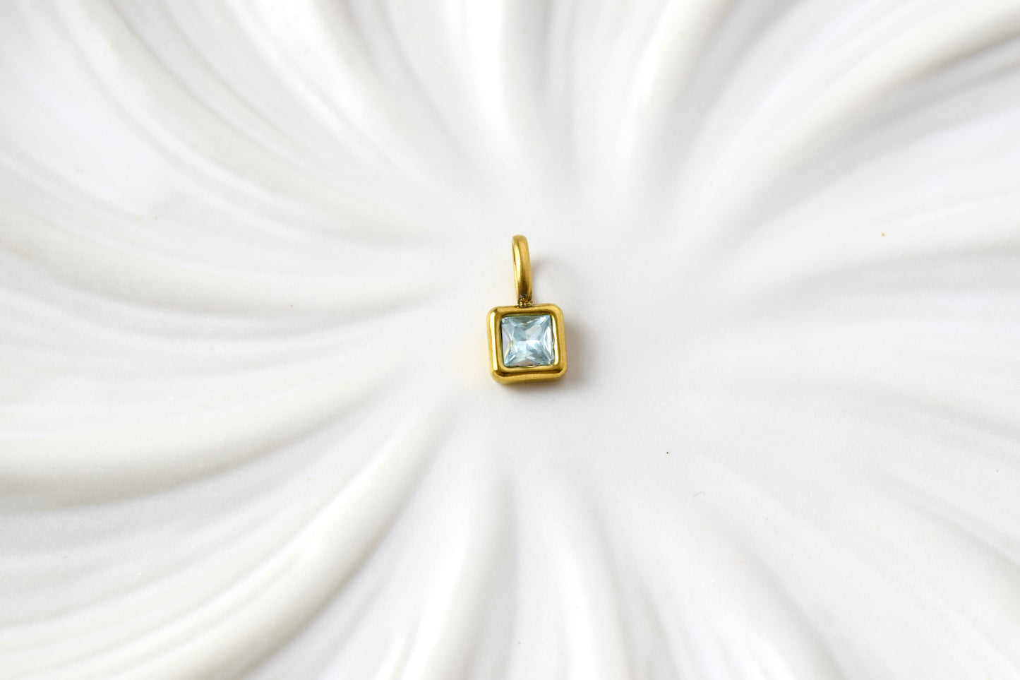 Gold Birthstone