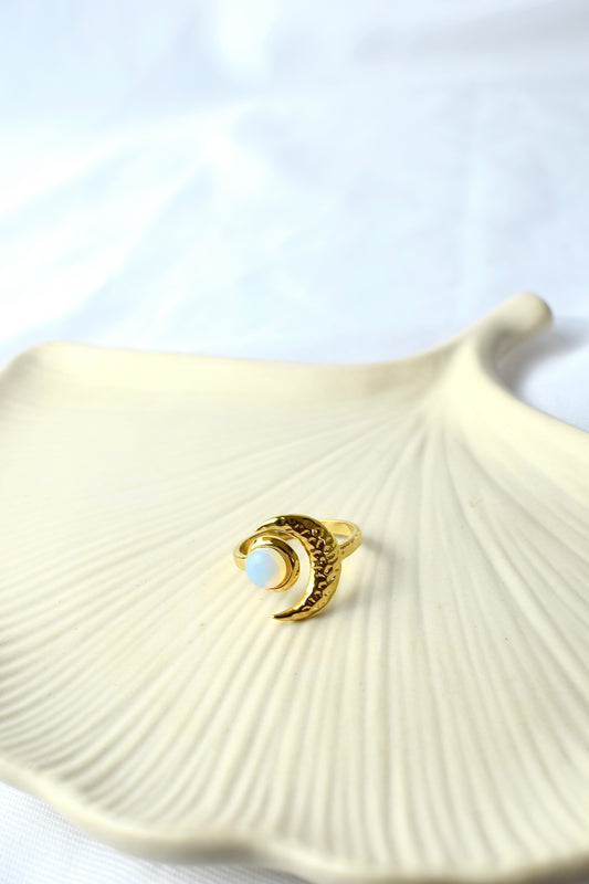 Luna Ring