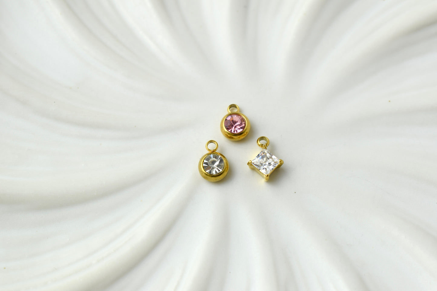 Round Gem Gold
