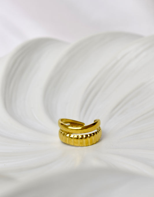 Molten Band Ring Gold