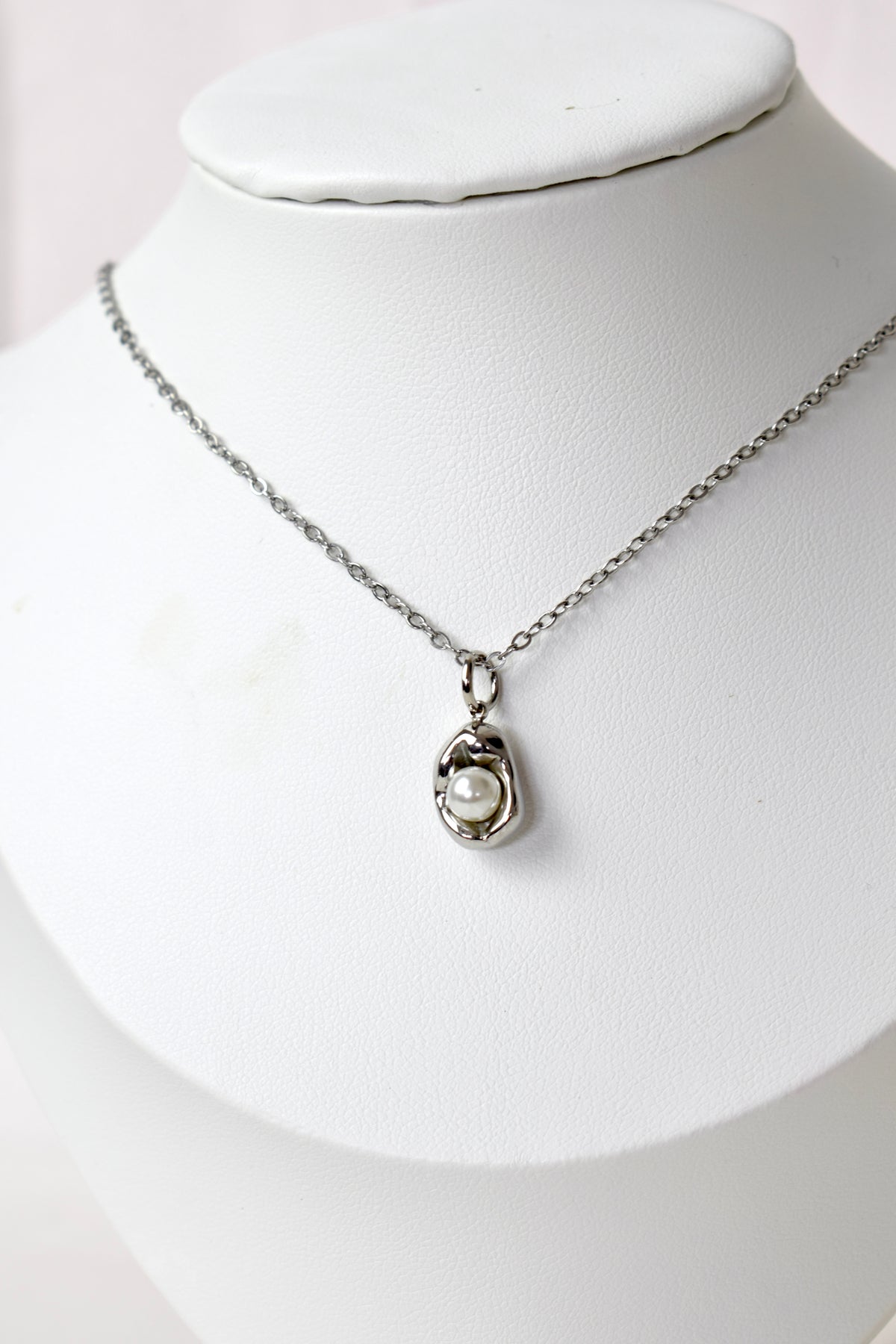 Pearl Tide Necklace Silver