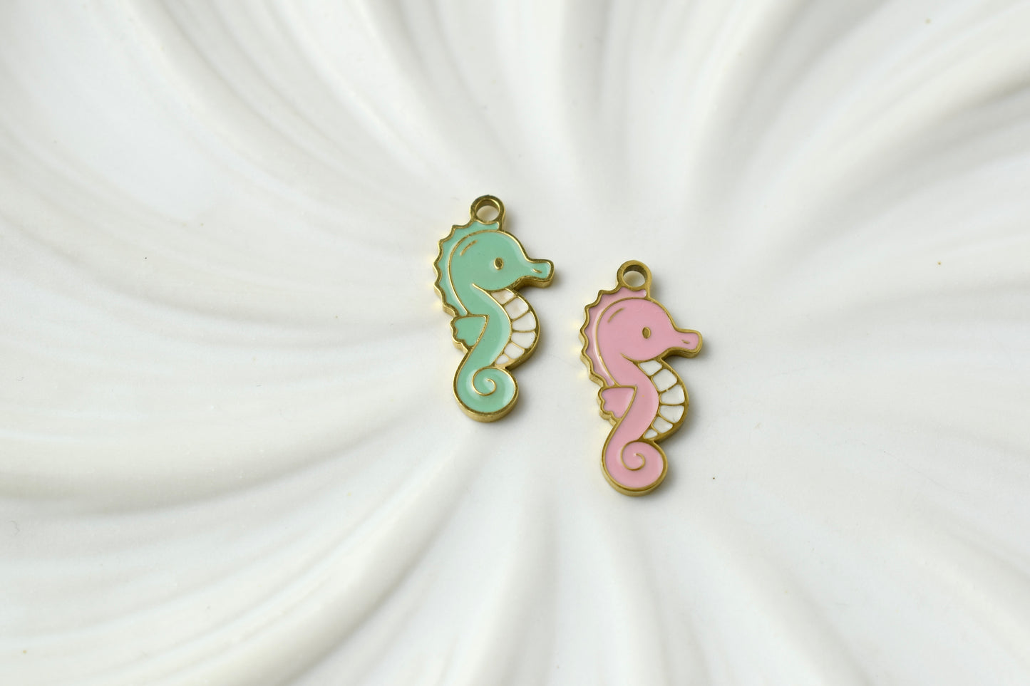 Seahorse Pink & Green Gold