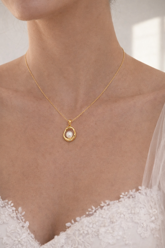 Grace Pendant Gold