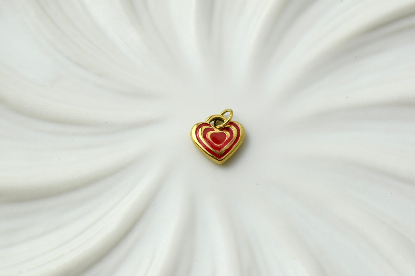 Red Heart Gold