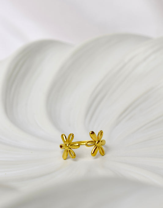 Eternal Bloom Ring Gold