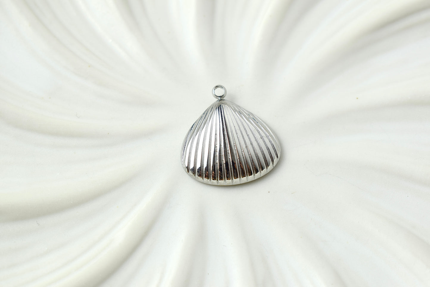 Shells Silver