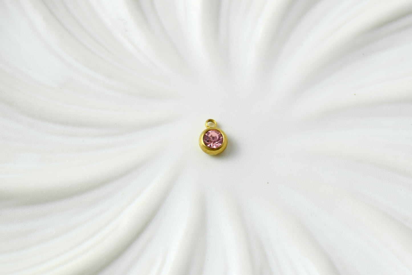 Round Gem Gold