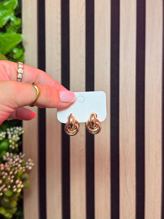 Twist Earrings Gold