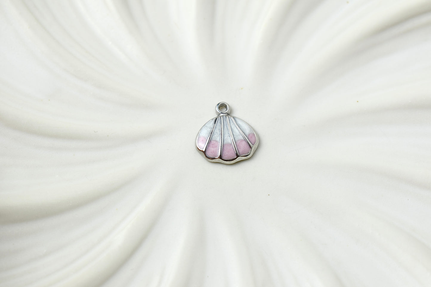 Small Coloured Shell Silver