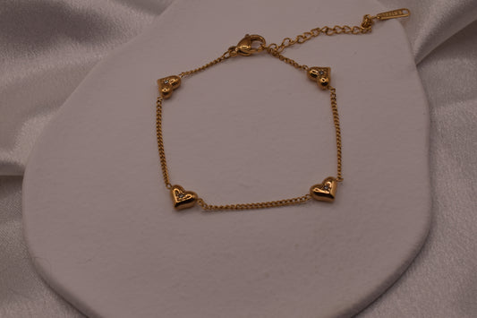 The Sparkle Heart Chain Bracelet