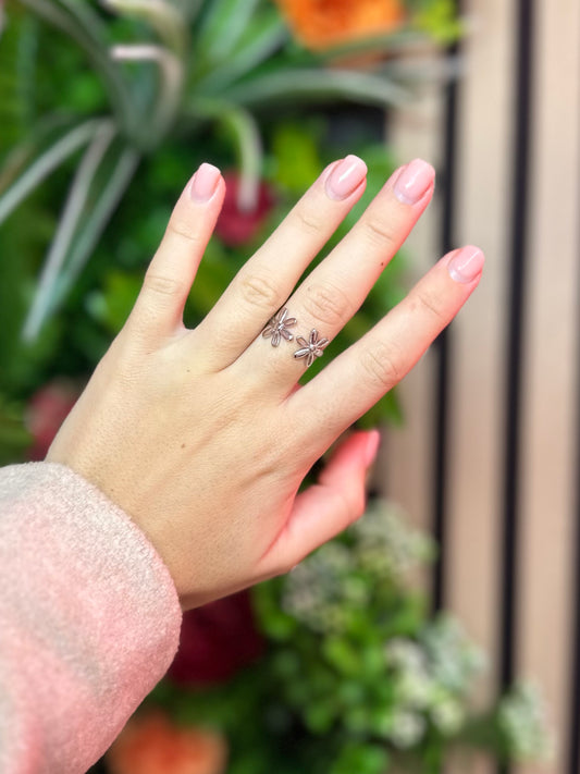 Eternal Bloom Ring Silver