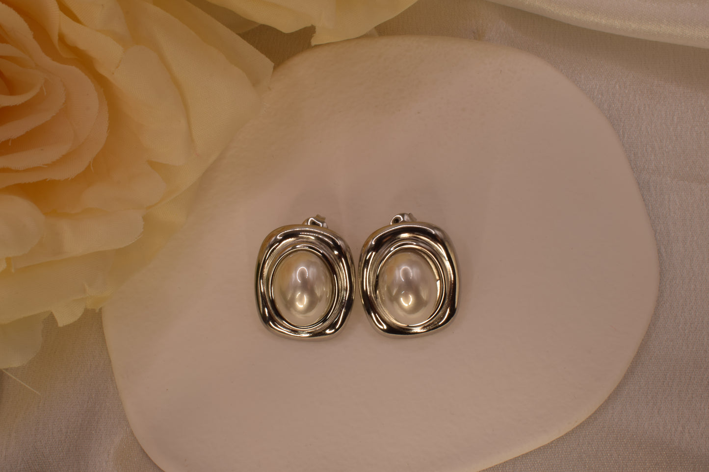 Pearl Stud Earrings Silver