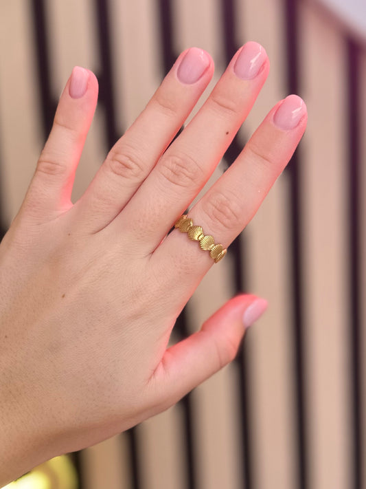 The Seashell Ring Gold