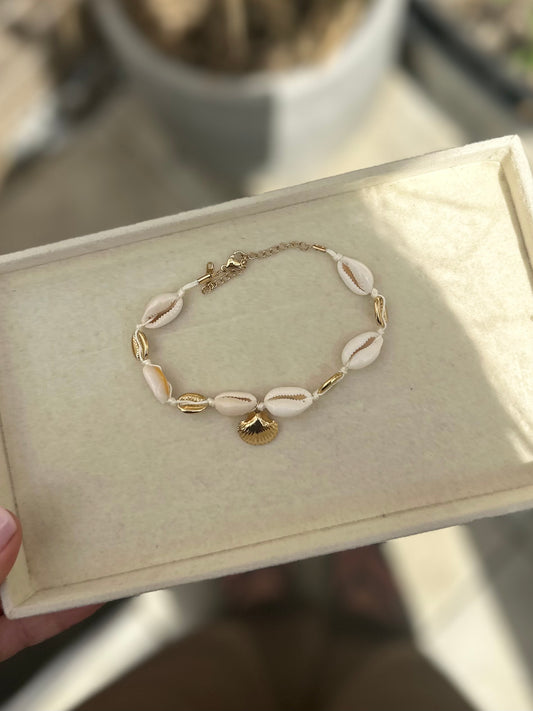 The Sandy Cove Bracelet